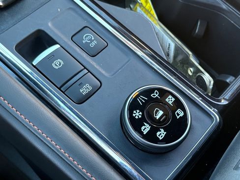 Certified 2025 Nissan Pathfinder Rock Creek image 22