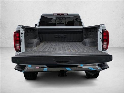 Used 2025 GMC Sierra 2500 SLE w/ SLE Value Package; image 7