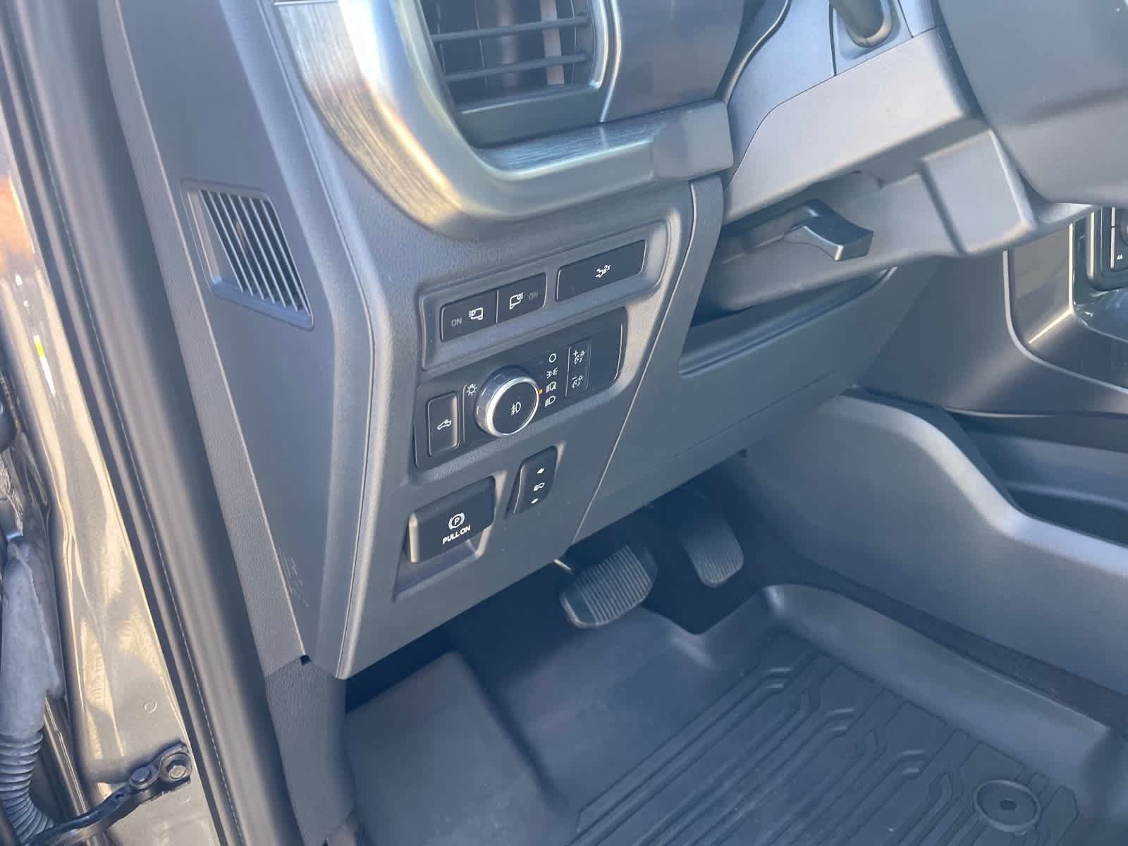 Used 2022 Ford F150 Lariat AWD/4WD image 22