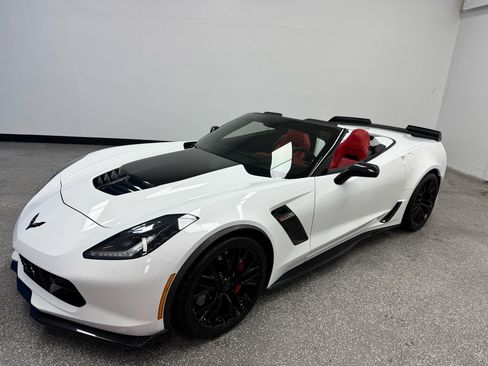 Used 2016 Chevrolet Corvette Z06 w/ 2LZ Preferred Equipment Group RWD image 1