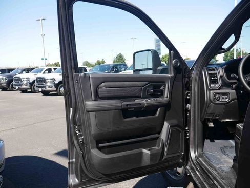 New 2026 RAM 3500 Limited image 34