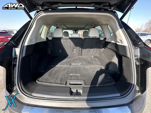 Used 2023 Nissan Rogue SL AWD/4WD image 40