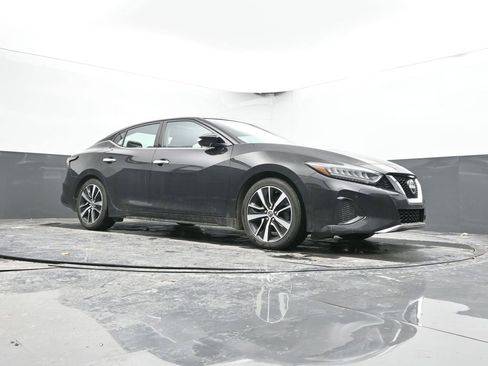 Used 2023 Nissan Maxima SL image 44
