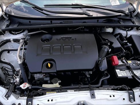 Used 2018 Toyota Corolla LE FWD image 53