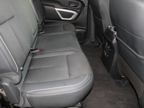 Used 2019 Nissan Titan PRO-4X image 16