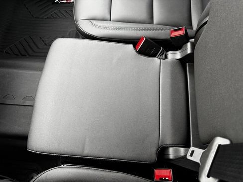 New 2026 Chevrolet Silverado 3500 LT w/ Leather Package image 19