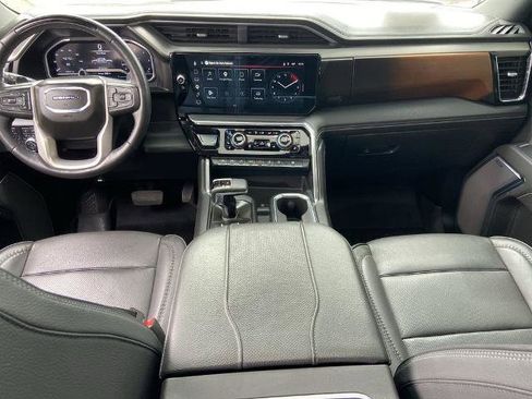 Used 2024 GMC Sierra 1500 Denali image 17