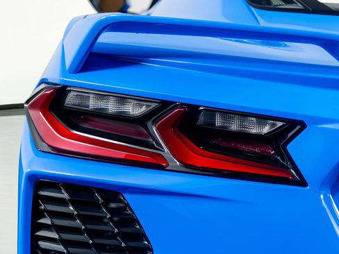 Used 2020 Chevrolet Corvette Stingray Premium Cpe w/ 3LT Preferred Equipment Group RWD image 13