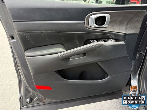 Used 2024 Kia Sorento SX image 24