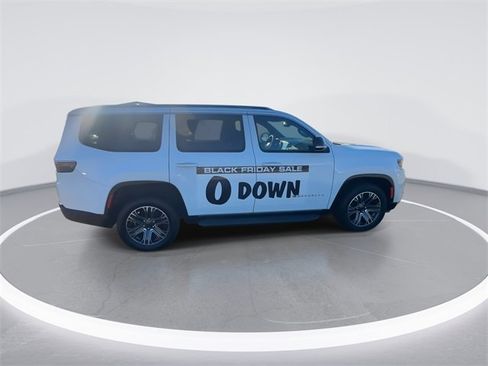 Used 2024 Jeep Wagoneer Series II w/ Flexible Seating Group image 9