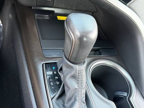 Used 2022 Toyota Camry XSE w/ Navigation Package FWD image 24