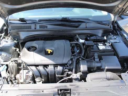 Used 2020 Kia Forte LXS FWD image 22
