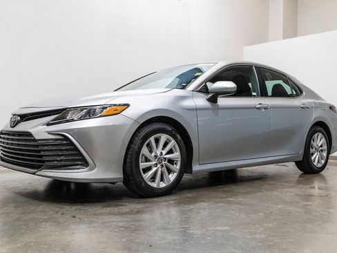 Certified 2024 Toyota Camry LE FWD image 3