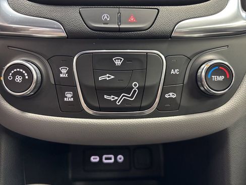 Certified 2022 Chevrolet Equinox LS w/ LS Convenience Package image 29