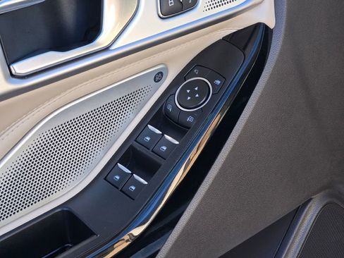 Used 2021 Ford Explorer Platinum w/ Equipment Group 601A image 26