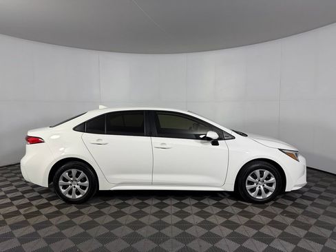 Used 2026 Toyota Corolla LE FWD image 10