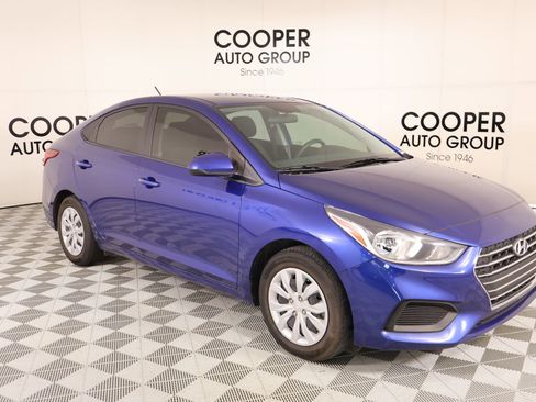 Certified 2021 Hyundai Accent SE FWD image 1