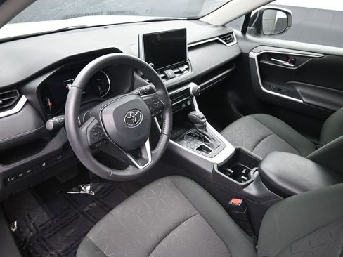 Used 2023 Toyota RAV4 XLE w/ Convenience Package AWD/4WD image 18