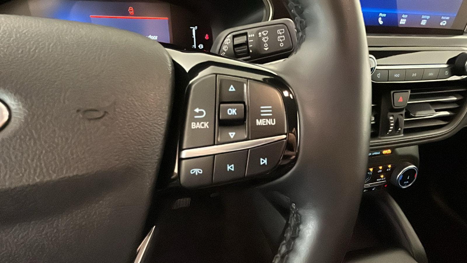 Used 2024 Ford Escape Active AWD/4WD image 18