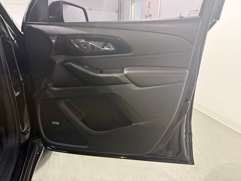 Certified 2023 Chevrolet Traverse RS w/ LPO, Floor Liner Package image 29