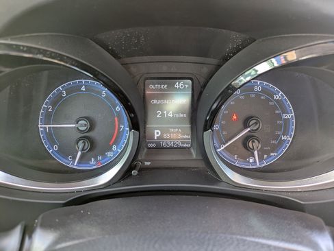 Used 2015 Toyota Corolla S image 21