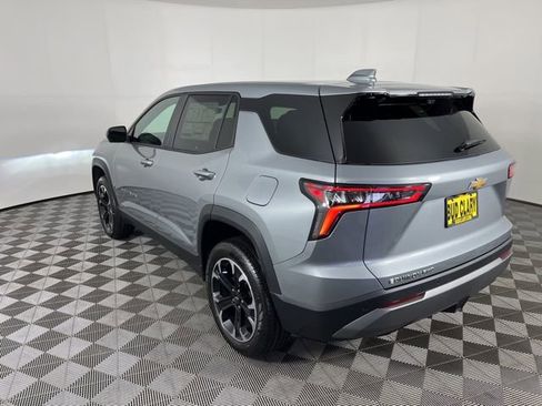 New 2026 Chevrolet Equinox LT image 8