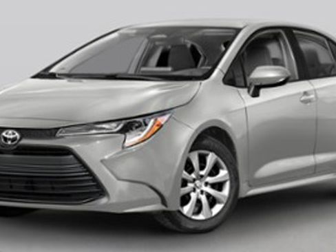 Used 2025 Toyota Corolla LE FWD image 2