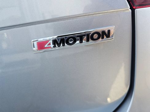 Used 2021 Volkswagen Tiguan SE R-Line image 32