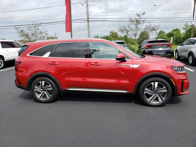 Certified 2023 Kia Sorento SX Prestige w/ Panoramic Sunroof Package AWD/4WD image 3