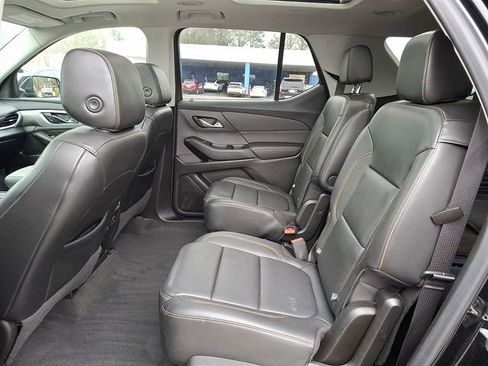 Used 2019 Chevrolet Traverse LT w/ LT Premium Package image 12