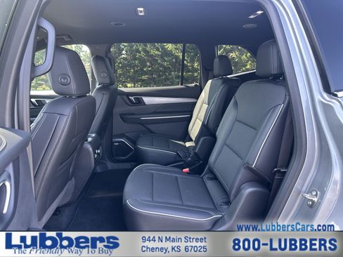 Used 2026 Buick Enclave Preferred FWD image 21
