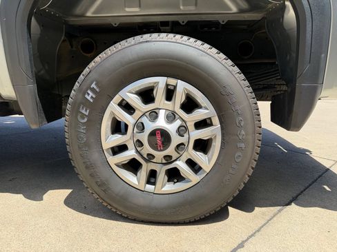 Used 2024 GMC Sierra 2500 SLE w/ SLE Value Package; AWD/4WD image 36