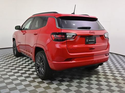 Used 2022 Jeep Compass Limited w/ (RED) Package AWD/4WD image 4