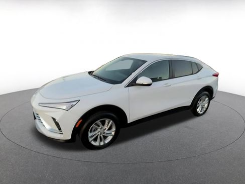 Used 2025 Buick Envista Preferred image 9