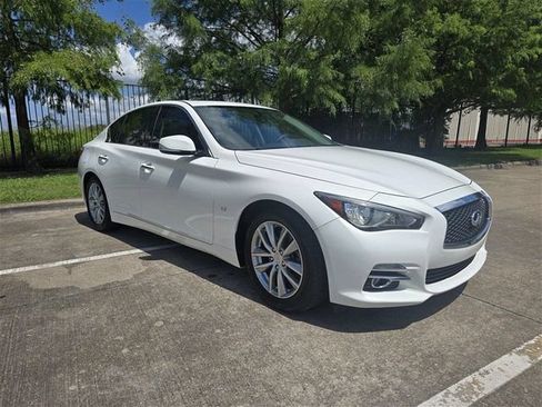 Used 2014 INFINITI Q50 Premium w/ Navigation Package RWD image 8