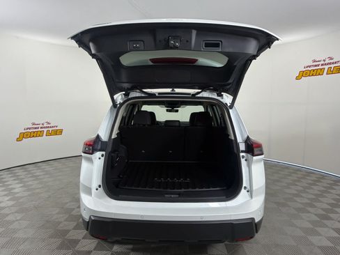 New 2026 Nissan Rogue SV AWD/4WD image 5