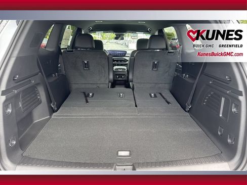New 2026 Buick Enclave Sport Touring w/ LPO, Floor Liner Package AWD/4WD image 47