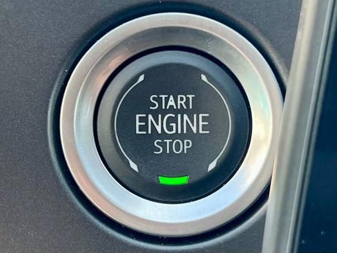 Used 2025 Chevrolet Blazer LT image 28