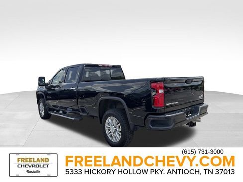 Used 2020 Chevrolet Silverado 3500 High Country w/ Technology Package AWD/4WD image 5