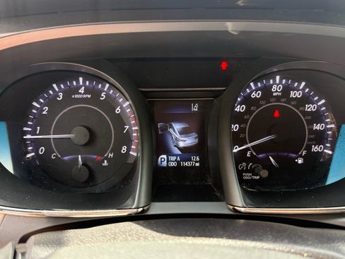 Used 2017 Toyota Avalon XLE FWD image 15