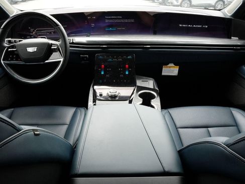 New 2025 Cadillac Escalade IQ Sport 2 image 63