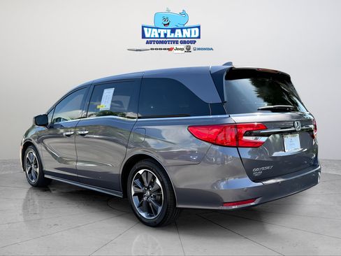 Used 2022 Honda Odyssey Elite image 3