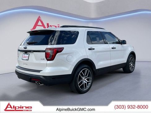 Used 2019 Ford Explorer Sport w/ Equipment Group 401A AWD/4WD image 5