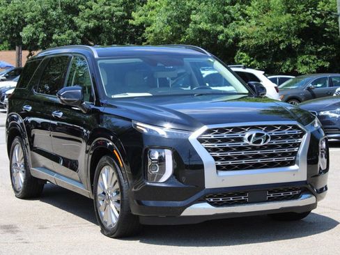 Used 2020 Hyundai Palisade Limited FWD image 1