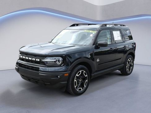Certified 2023 Ford Bronco Sport Outer Banks AWD/4WD image 2