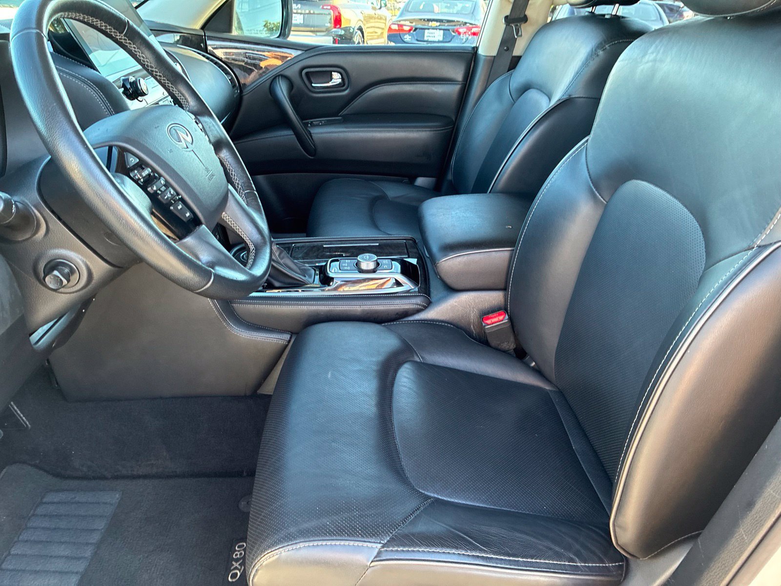 Used 2024 INFINITI QX80 Luxe AWD/4WD image 13
