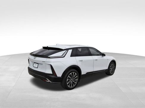 New 2026 Cadillac Lyriq Sport image 4
