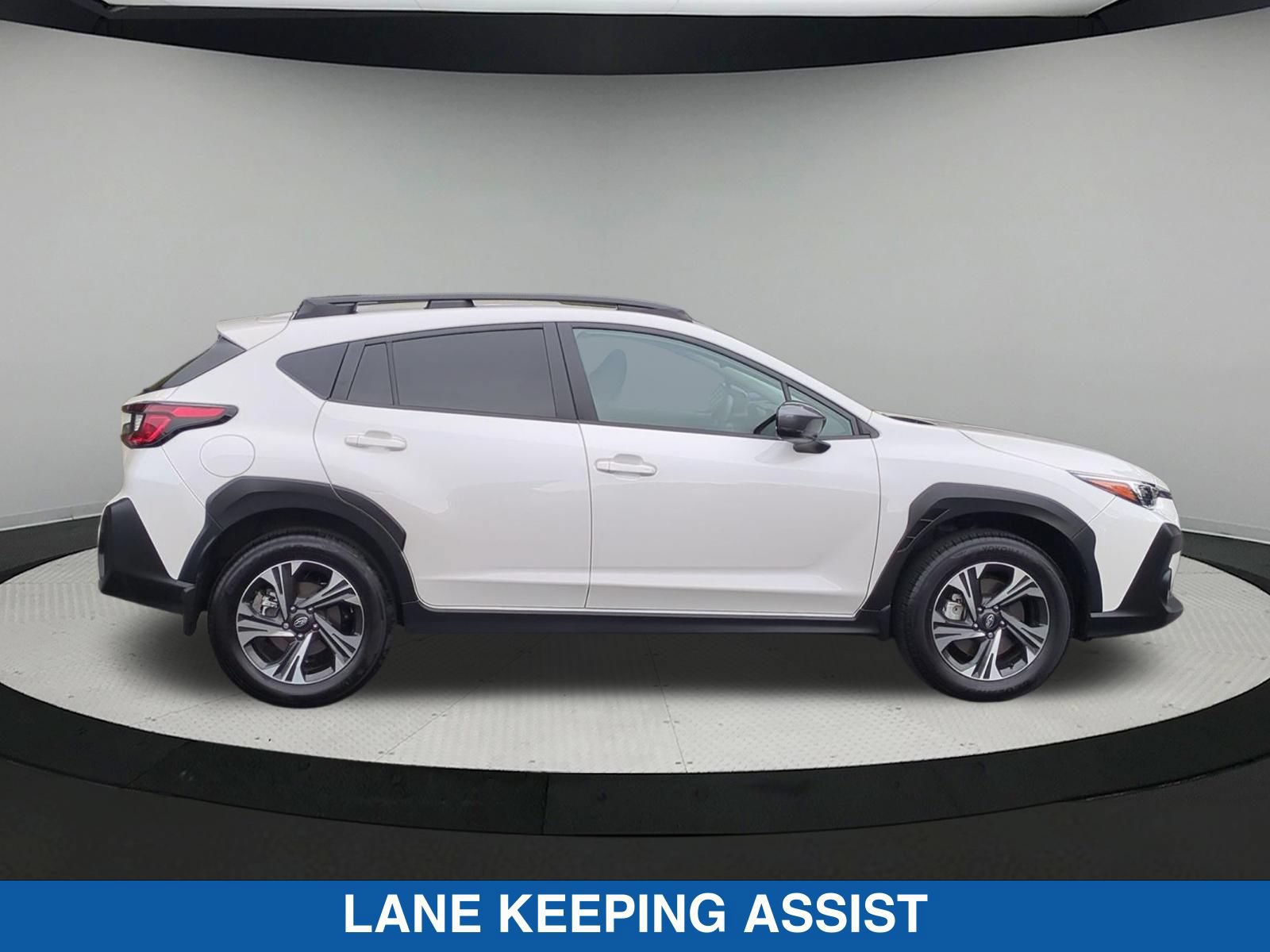 Certified 2026 Subaru Crosstrek 2.5i Premium AWD/4WD image 2