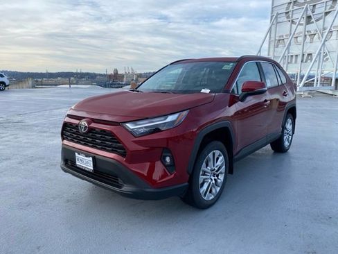 New 2025 Toyota RAV4 XLE Premium image 5