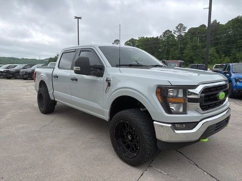 Used 2023 Ford F150 XLT AWD/4WD image 3